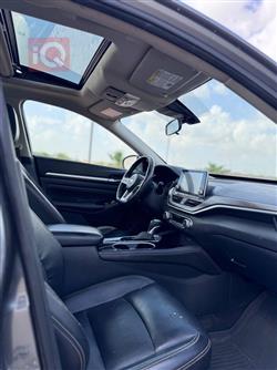 نيسان ألتيما